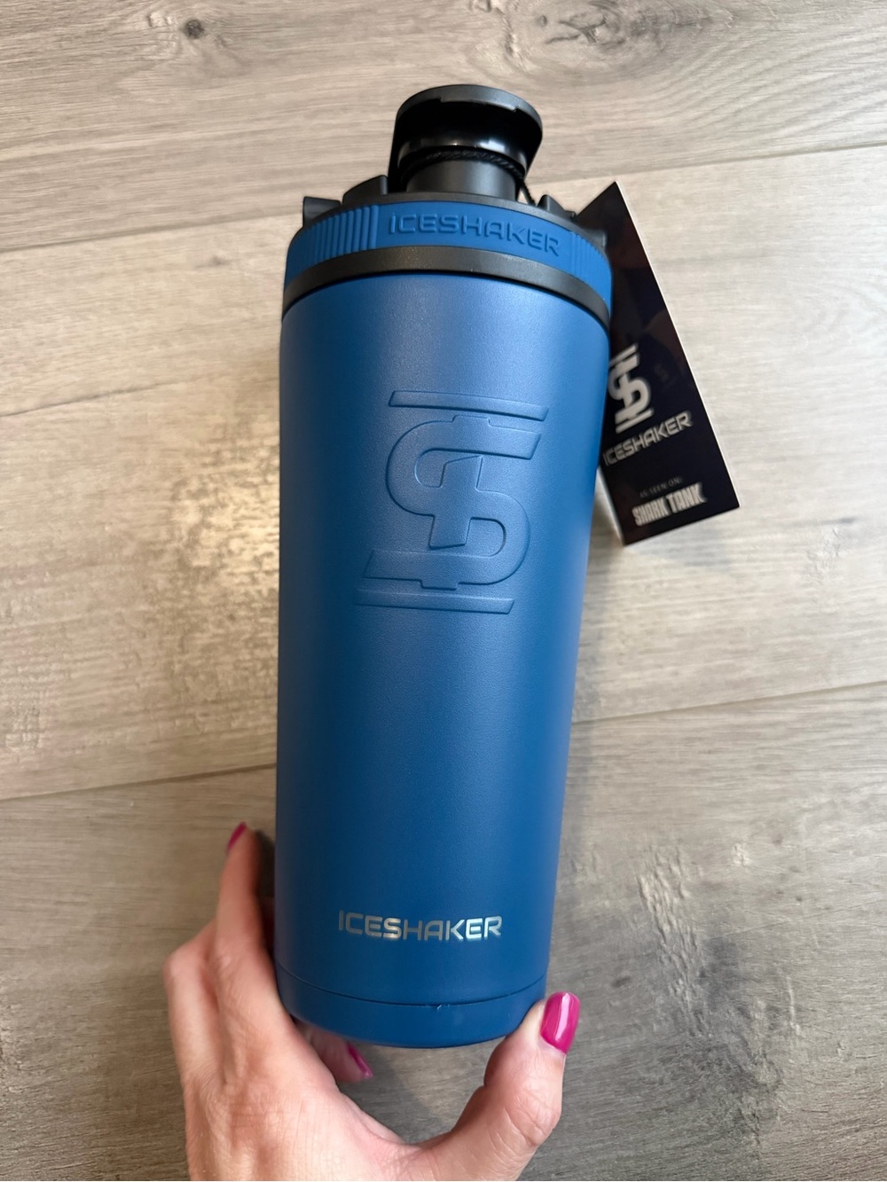 NIB Ice Shaker 26oz Ice Shaker - Navy